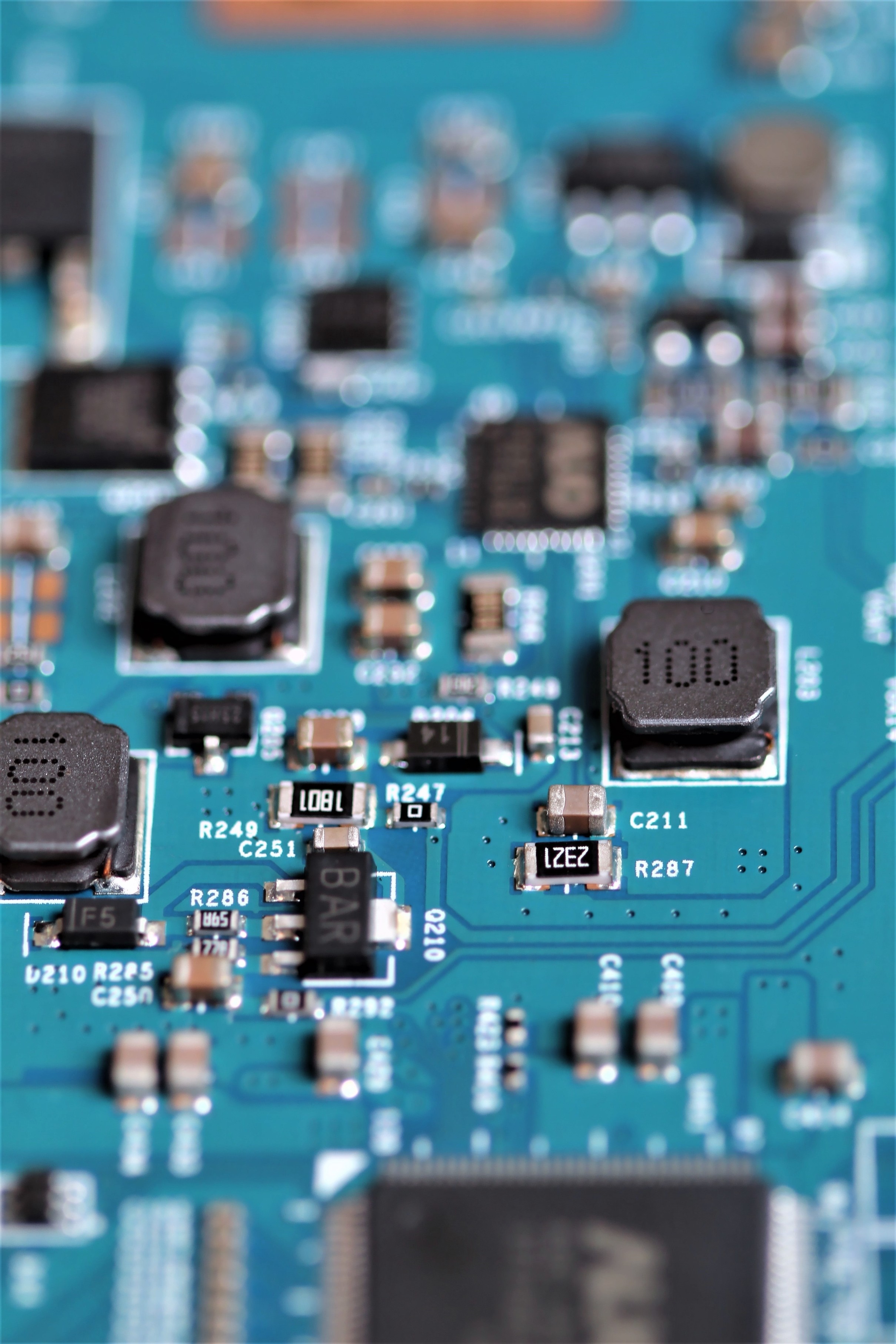 High-Tech & Semiconductor